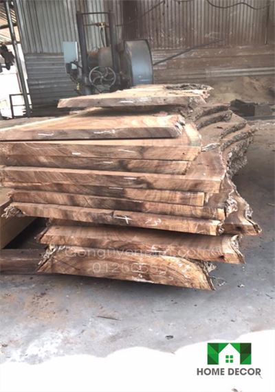 Bàn gỗ nguyên tấm có sẵn - Mẫu 3